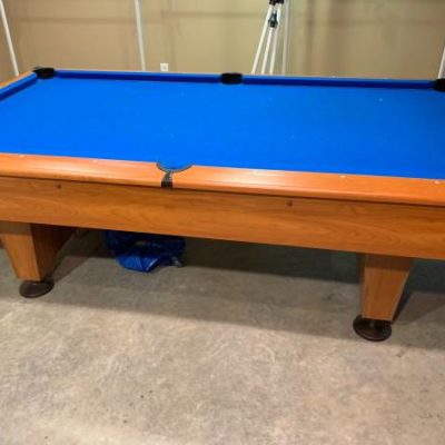 Kasson 8’ Pool Table
