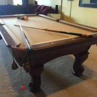 Pool Table in Excellent Condition (SOLD)